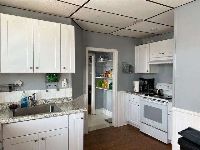 7 Beacon St 3, Attleboro, MA 02703