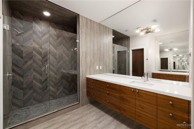 2407 Holland Avenue, Edinburg, TX 78539