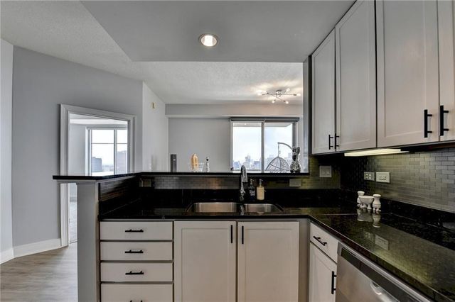 285 Centennial Olympic Park Drive NW 1905, Atlanta, GA 30313