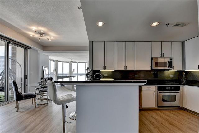 285 Centennial Olympic Park Drive NW 1905, Atlanta, GA 30313