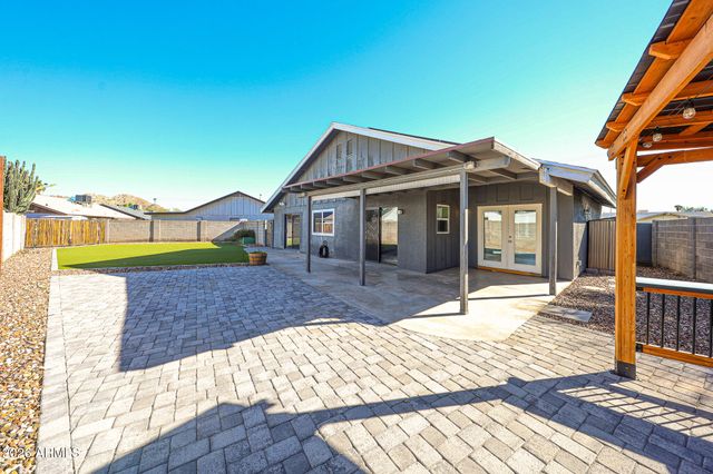 12250 N 26TH Place, Phoenix, AZ 85032
