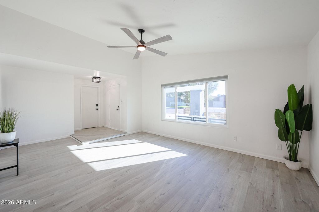 12250 N 26TH Place, Phoenix, AZ 85032 — photo 5