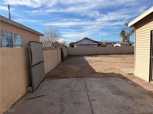 1007 H Street, Las Vegas, NV 89106