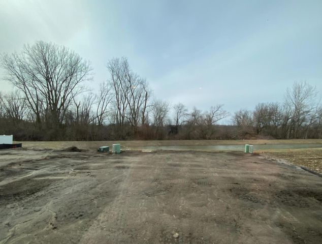 32004 Savannah Drive, Lakemoor, IL 60051