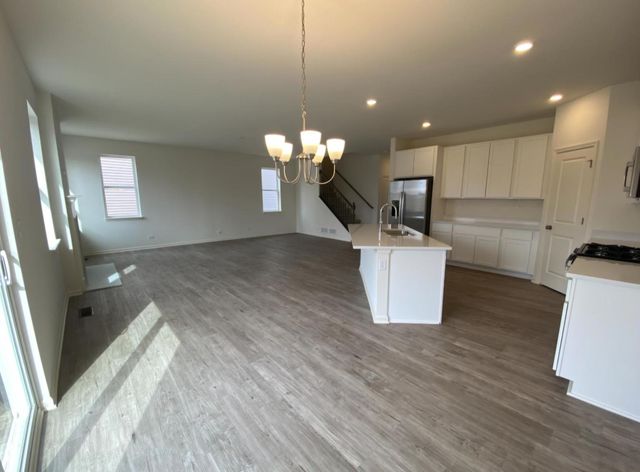 32004 Savannah Drive, Lakemoor, IL 60051