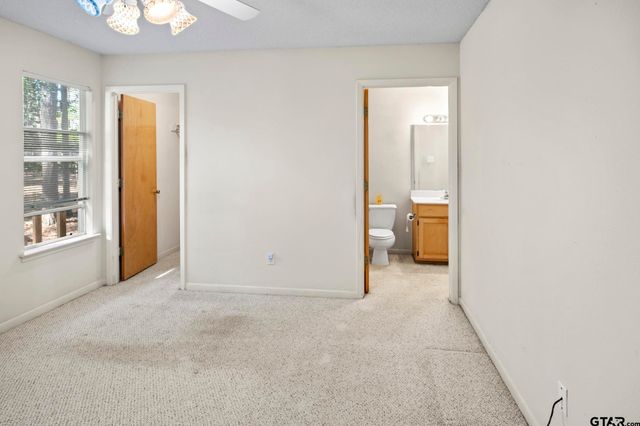 159 Cherrywood Lane, Holly Lake Ranch, TX 75765