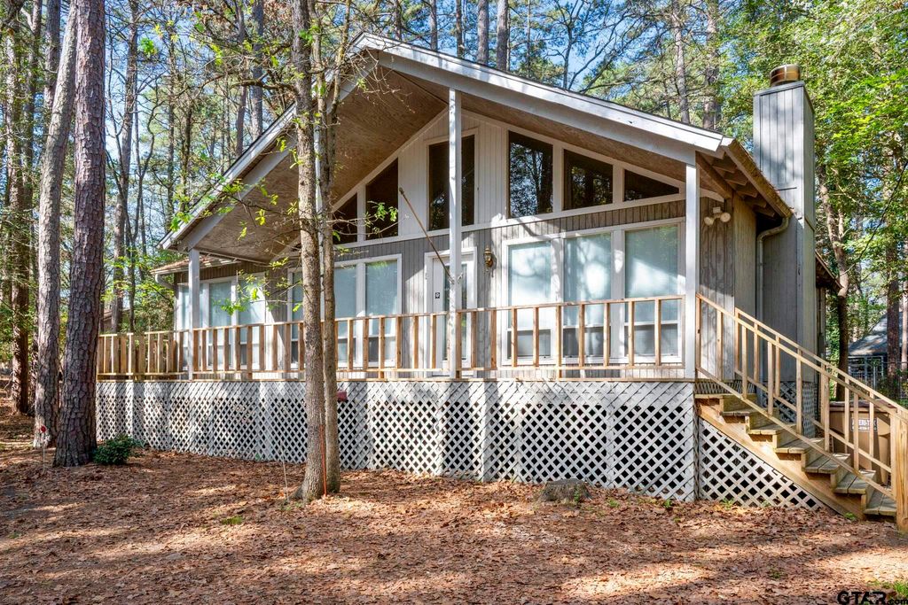 159 Cherrywood Lane, Holly Lake Ranch, TX 75765