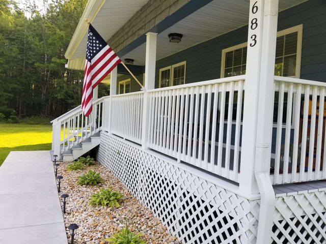 5683 Red Bluff Rd., Loris, SC 29569