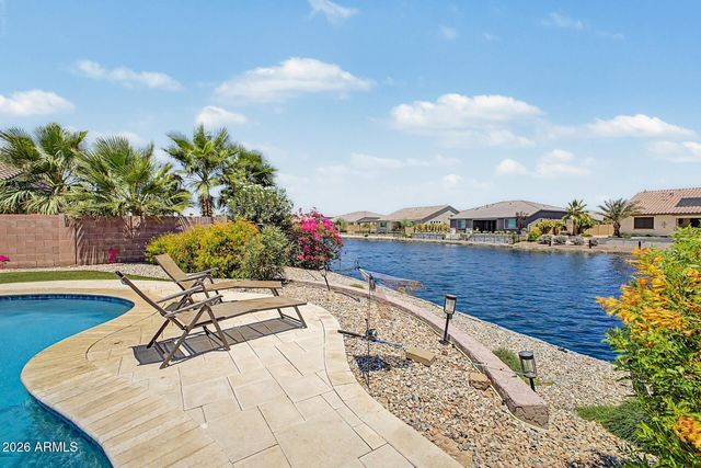 40748 W CHAMBERS Drive, Maricopa, AZ 85138