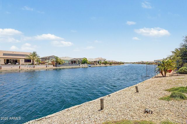 40748 W CHAMBERS Drive, Maricopa, AZ 85138