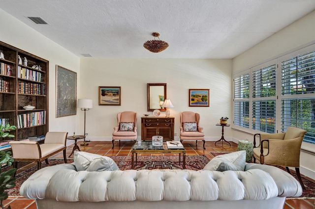 2760 Tecumseh Drive, West Palm Beach, FL 33409