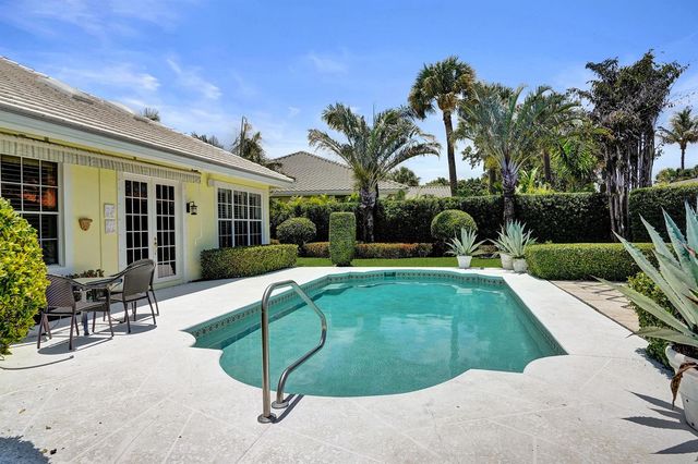2760 Tecumseh Drive, West Palm Beach, FL 33409