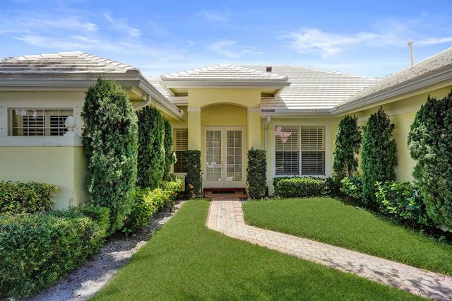 2760 Tecumseh Drive, West Palm Beach, FL 33409