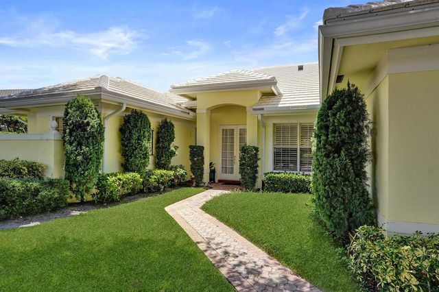 2760 Tecumseh Drive, West Palm Beach, FL 33409