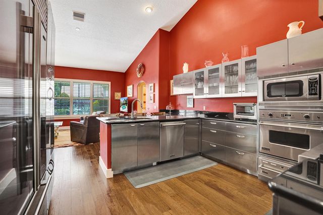 2760 Tecumseh Drive, West Palm Beach, FL 33409