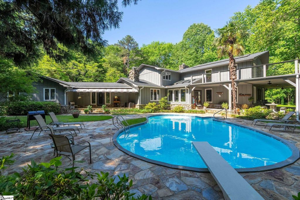 212 Middleton Shores Drive, Anderson, SC 29621