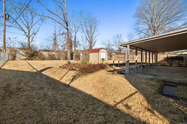 13 Pennwood Drive, Sherwood, AR 72120