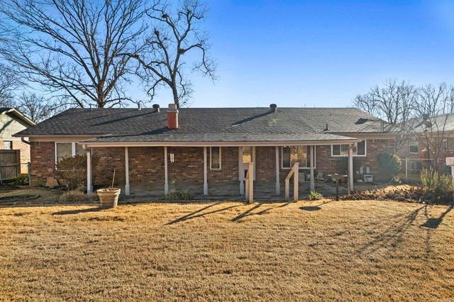 13 Pennwood Drive, Sherwood, AR 72120