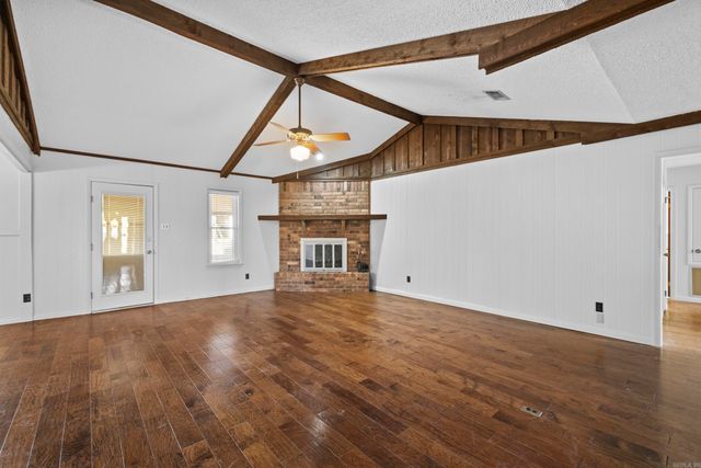 13 Pennwood Drive, Sherwood, AR 72120