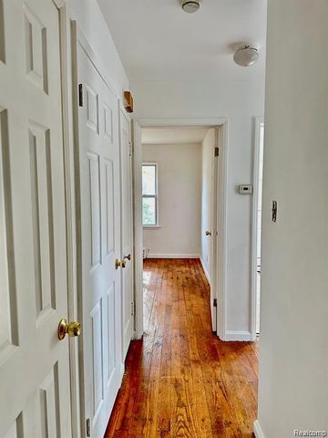 19242 Moross Road, Detroit, MI 48224