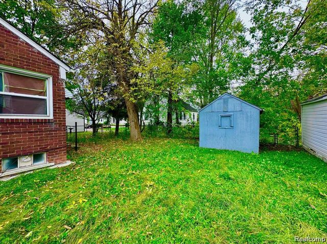 19242 Moross Road, Detroit, MI 48224