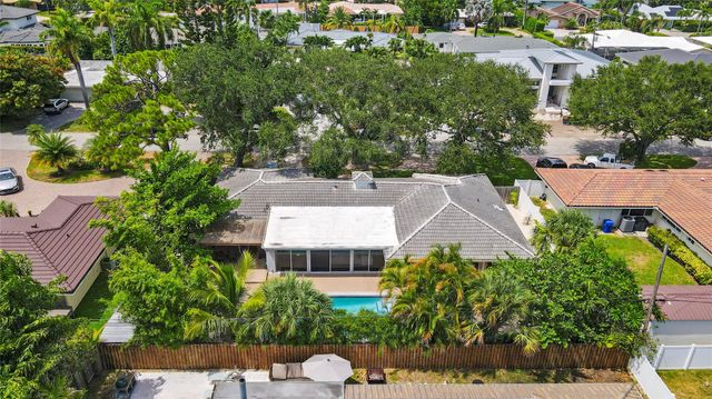 2740 NE 34TH ST, Fort Lauderdale, FL 33306