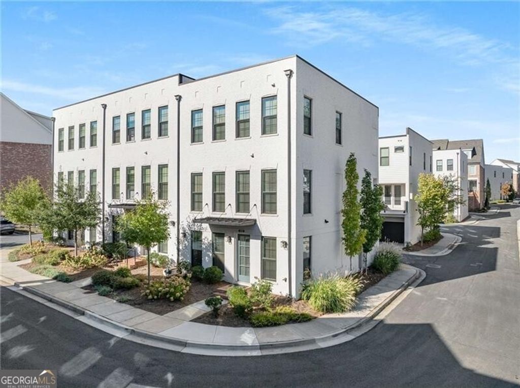 468 Burton Drive, Alpharetta, GA 30009