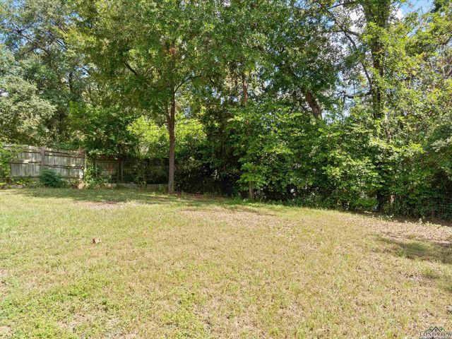 316 N Cotton, Gladewater, TX 75647