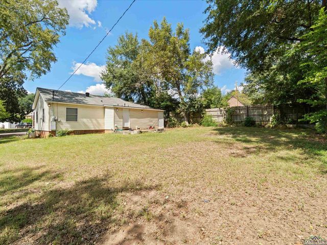 316 N Cotton, Gladewater, TX 75647