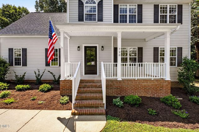 720 Raymond Drive, Clayton, NC 27527