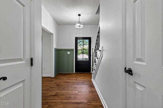 720 Raymond Drive, Clayton, NC 27527