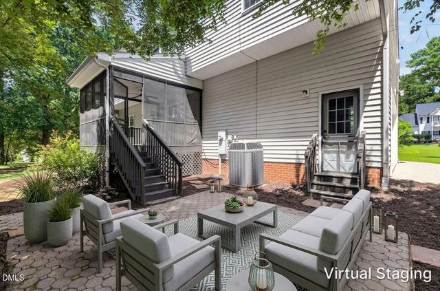 720 Raymond Drive, Clayton, NC 27527