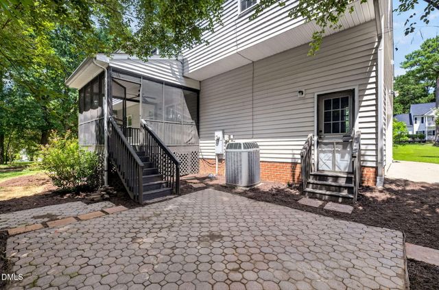 720 Raymond Drive, Clayton, NC 27527