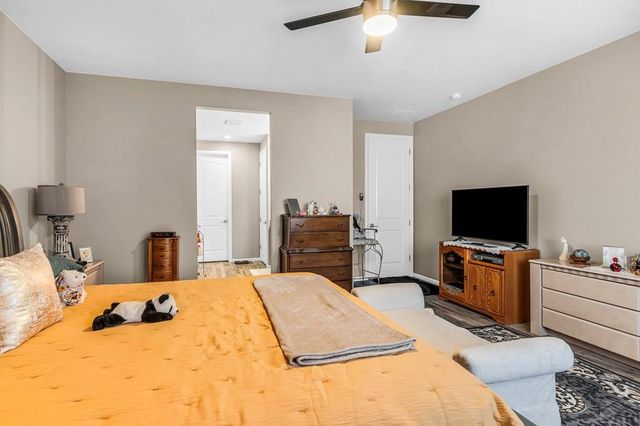 3401 Bella Luna Dr, Pueblo, CO 81001