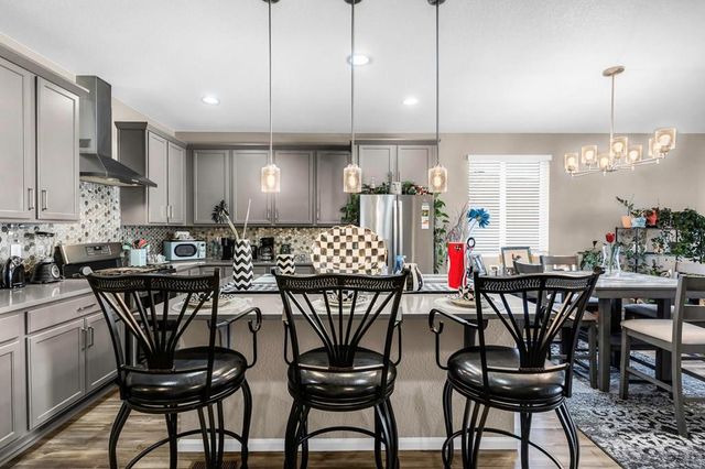 3401 Bella Luna Dr, Pueblo, CO 81001