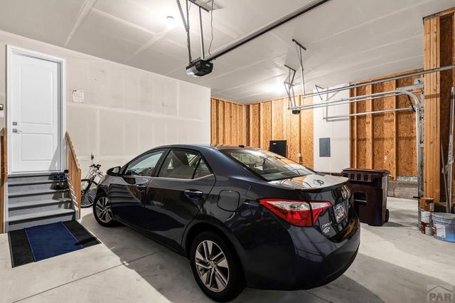 3401 Bella Luna Dr, Pueblo, CO 81001