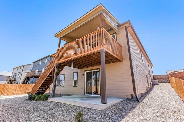 3401 Bella Luna Dr, Pueblo, CO 81001