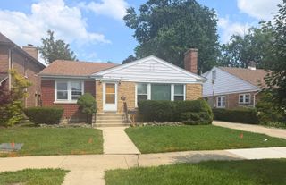 1705 S Crescent Avenue, Park Ridge, IL 60068