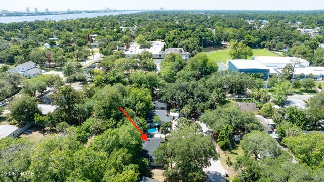 285 Roosevelt Drive, Ormond Beach, FL 32174
