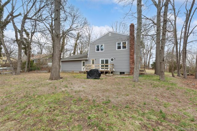 49 Overhill Road, Wading River, NY 11792