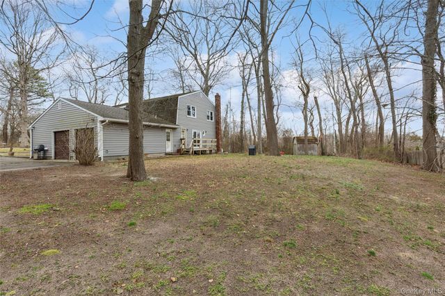 49 Overhill Road, Wading River, NY 11792