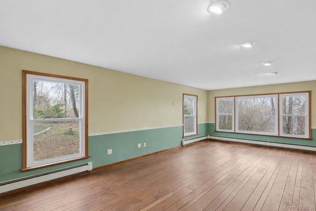 49 Overhill Road, Wading River, NY 11792