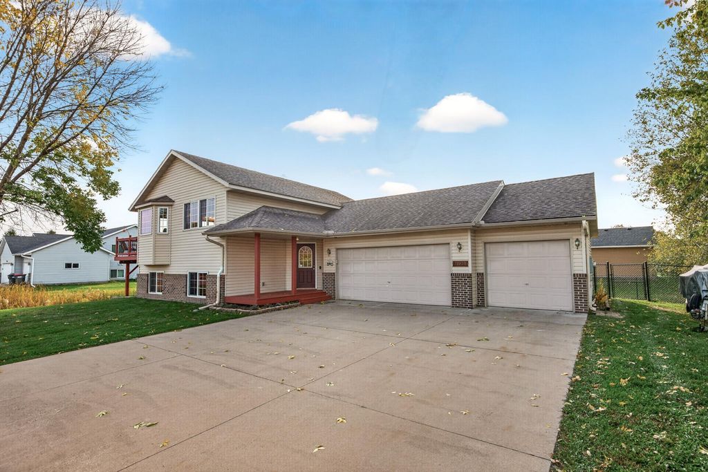 37838 Hawthorne Avenue, North Branch, MN 55056 — photo 2