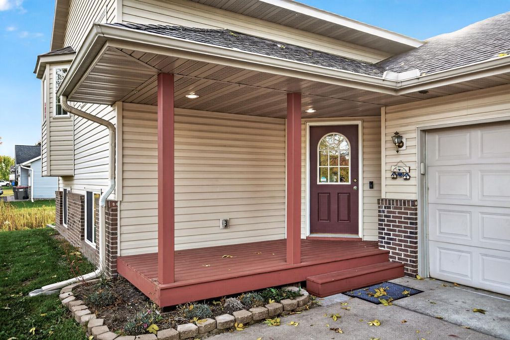 37838 Hawthorne Avenue, North Branch, MN 55056 — photo 4