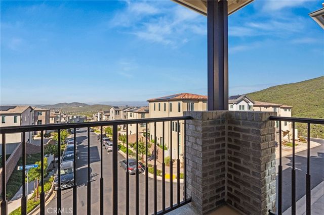 15431 Van Lodensteyn, San Diego, CA 92127