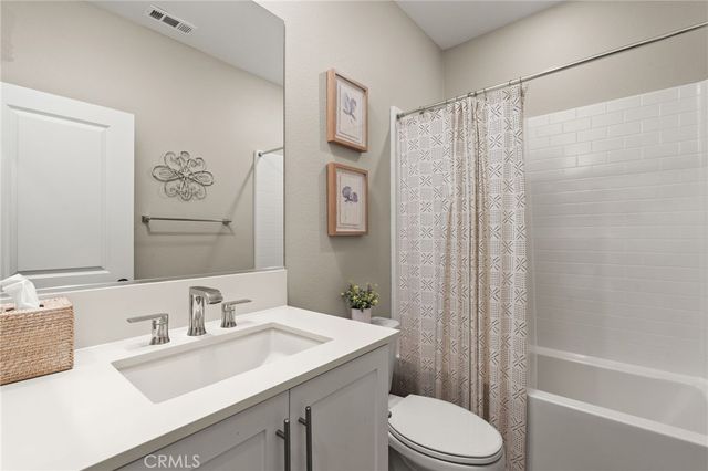 15431 Van Lodensteyn, San Diego, CA 92127