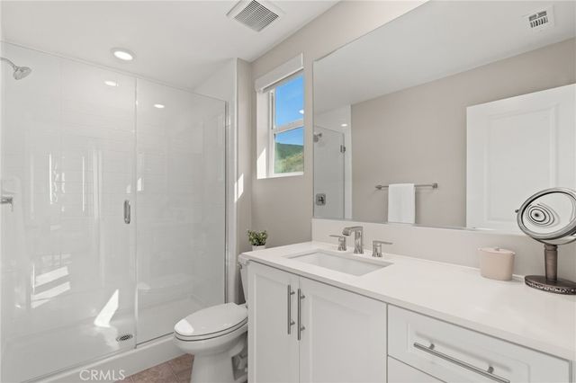 15431 Van Lodensteyn, San Diego, CA 92127