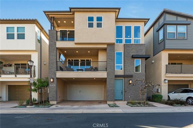 15431 Van Lodensteyn, San Diego, CA 92127