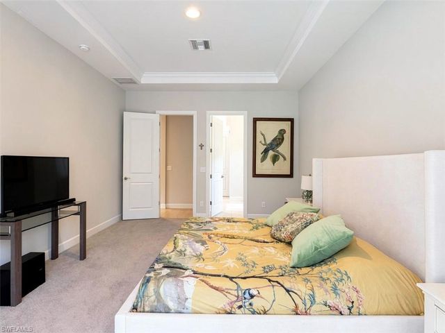 8174 Lucello TER S, Naples, FL 34114