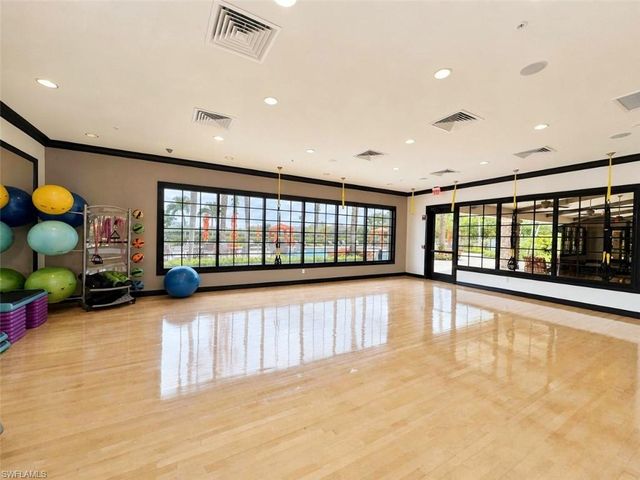 8174 Lucello TER S, Naples, FL 34114